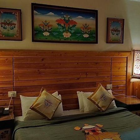 Auspiscious Him View Hotel McLeod Ganj Exterior foto