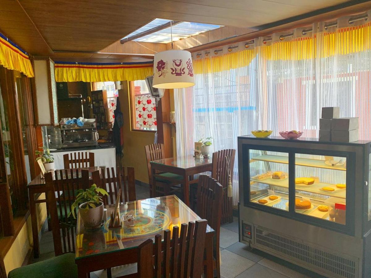 Auspiscious Him View Hotel McLeod Ganj Exterior foto