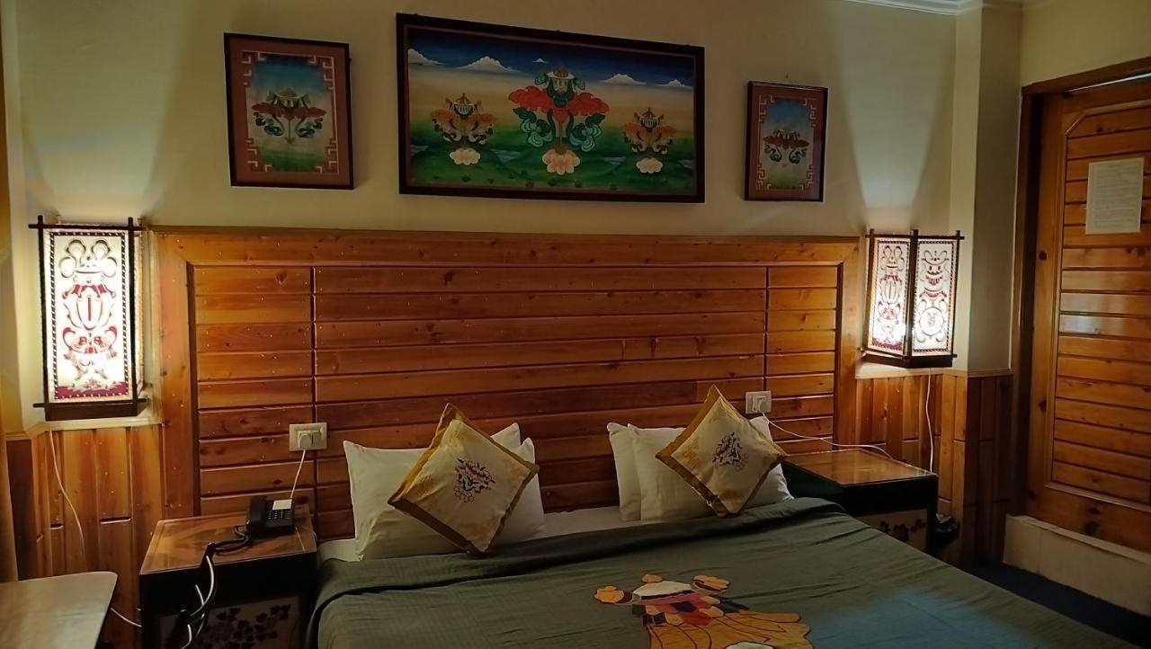 Auspiscious Him View Hotel McLeod Ganj Exterior foto