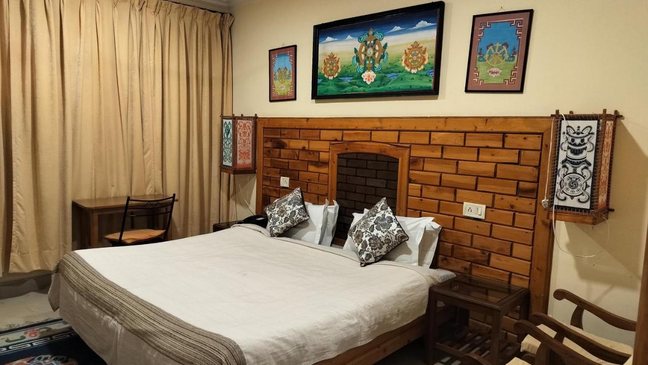 Auspiscious Him View Hotel McLeod Ganj Exterior foto