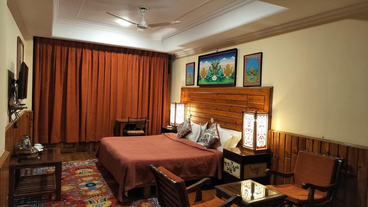 Auspiscious Him View Hotel McLeod Ganj Exterior foto